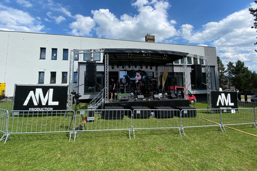 PRONÁJEM STAGE